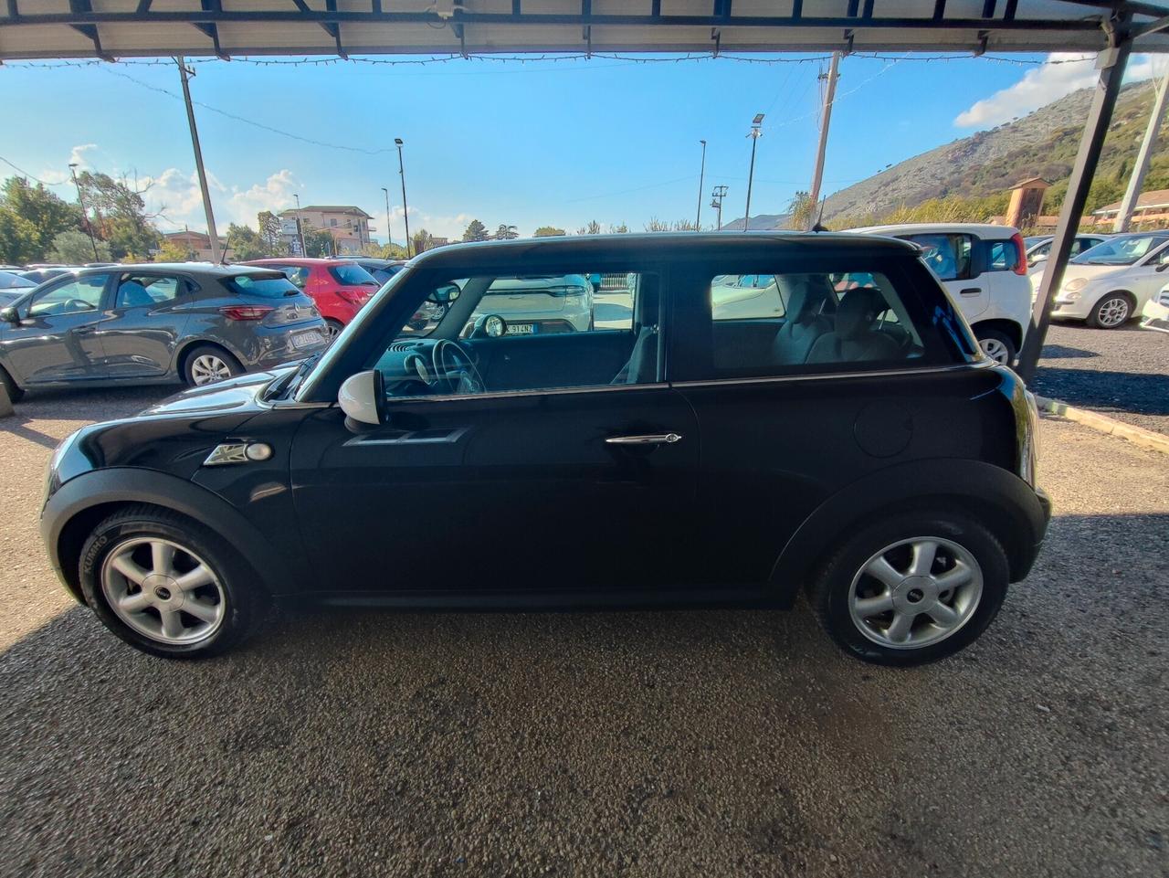 Mini 1.6 16V Cooper