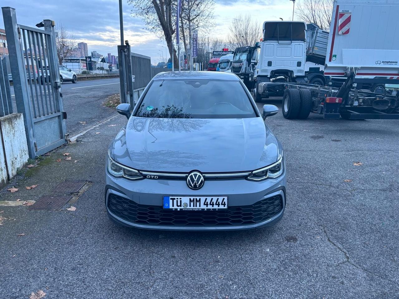 Volkswagen Golf 2.0 TDI DSG GTD