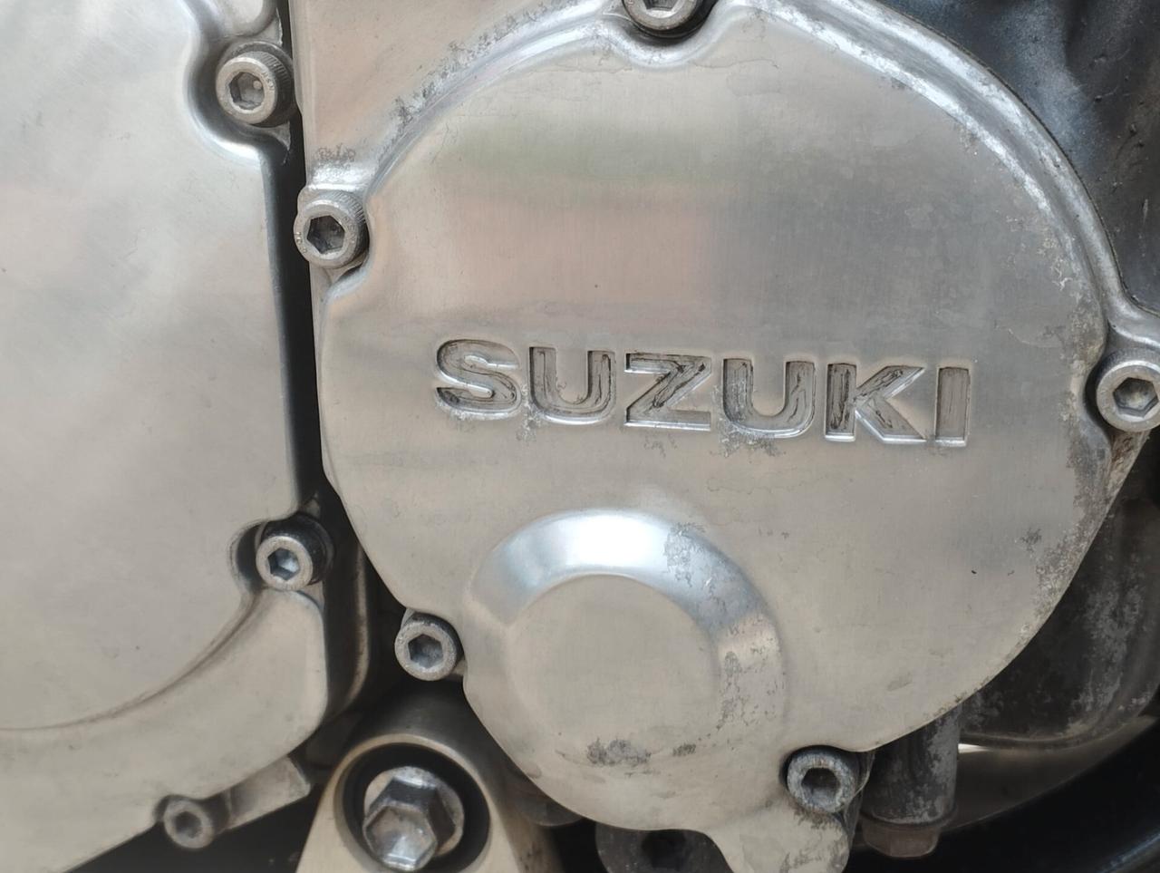 SUZUKI GSX 1200