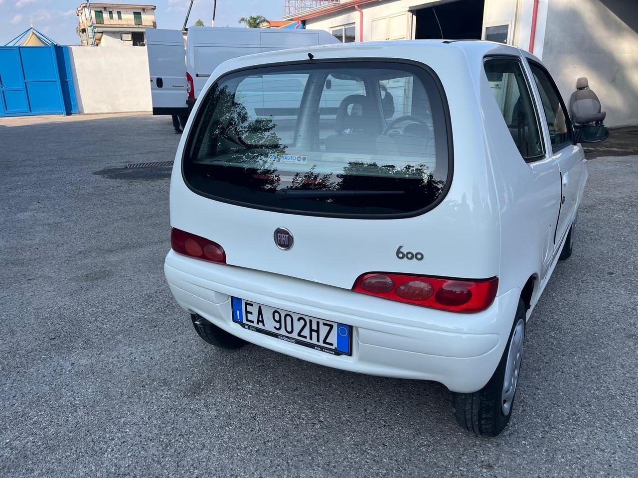 Fiat 600 1100 benz-km 28000-full-2010