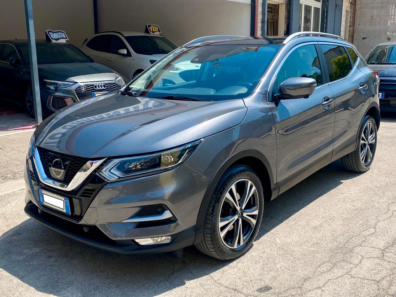 Nissan Qashqai 1.6dci 130cv"TETTO PANORAMICO-AUTOM."