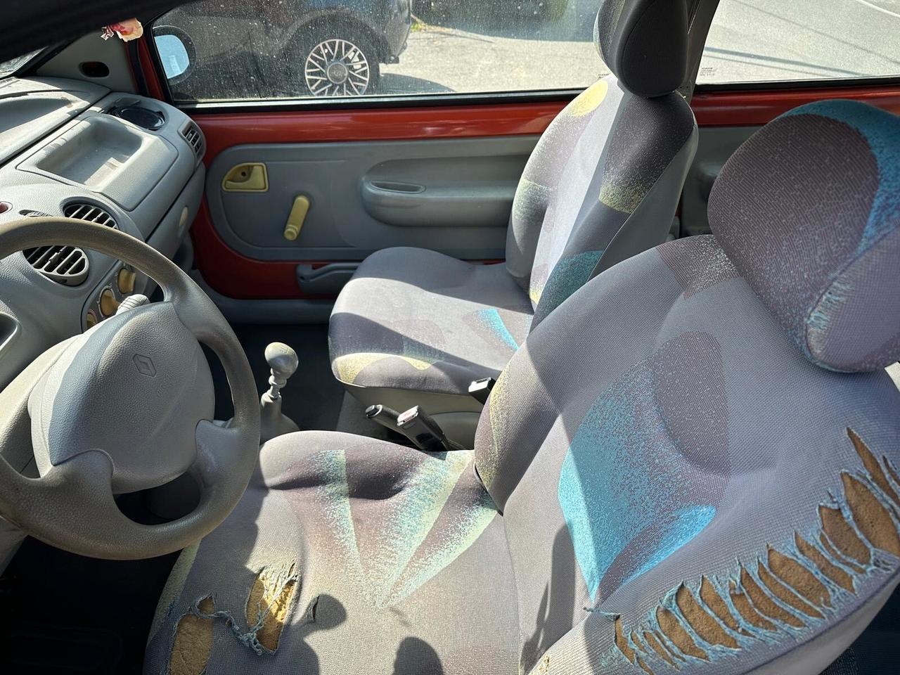 Renault Twingo 1.2i cat Base