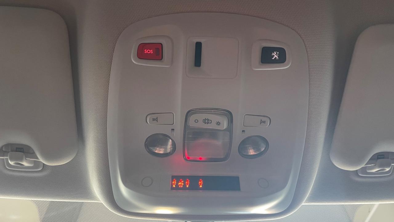 Peugeot 308 BlueHDi 120 S&S EAT6 SW Allure