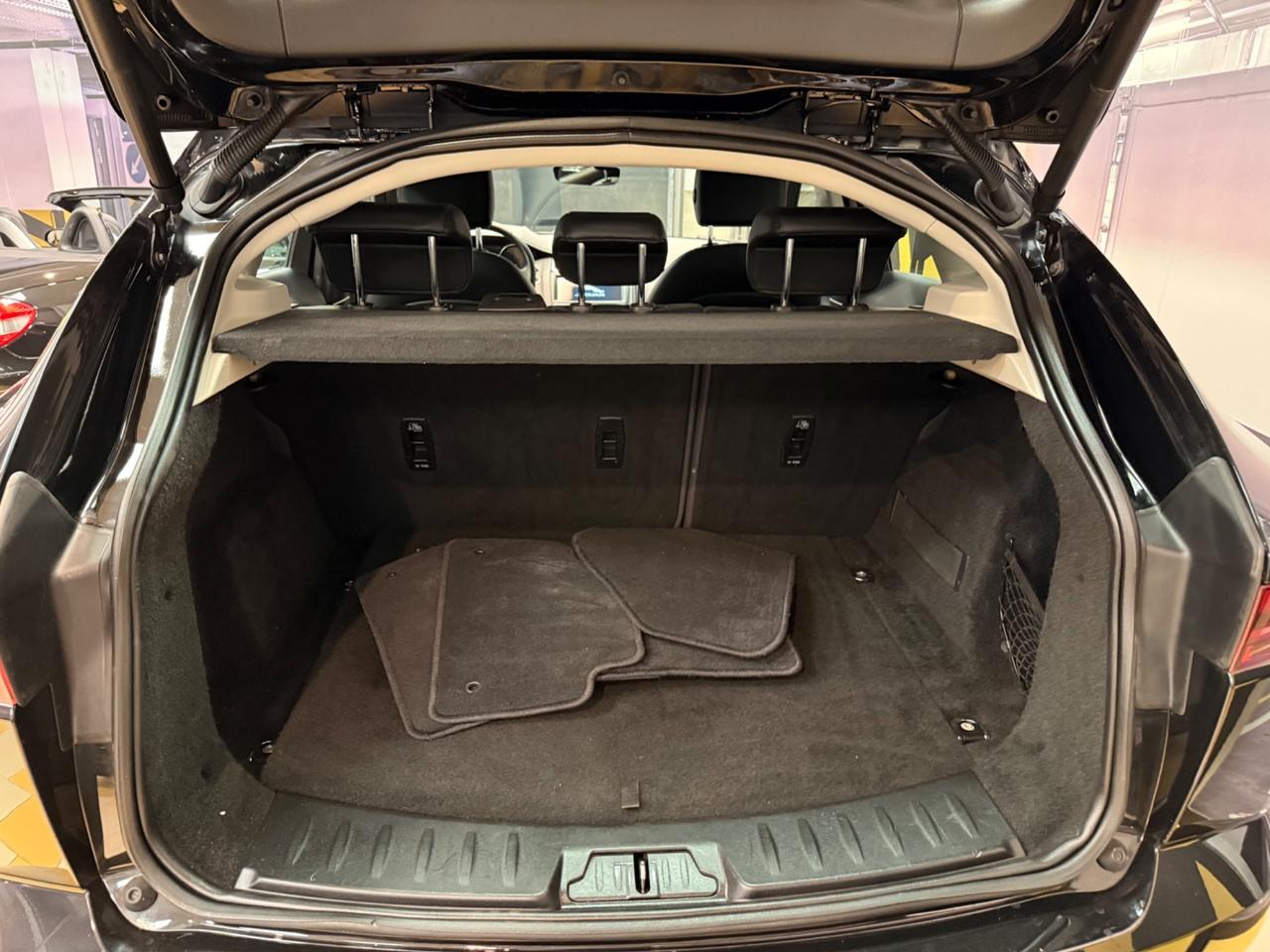 Jaguar E-Pace 2.0D 150 CV AWD