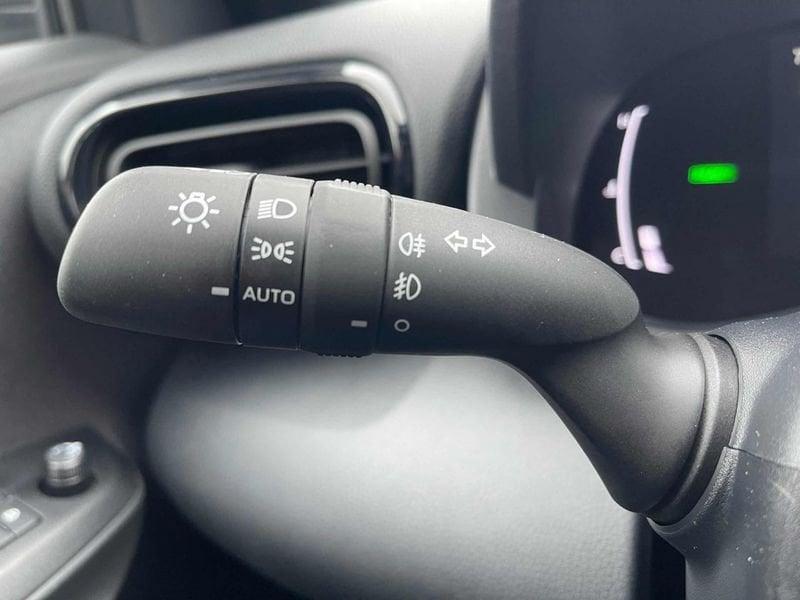 Toyota Yaris Cross 1.5 Hybrid 130 CV 5p.E-CVT AWD-i Trend