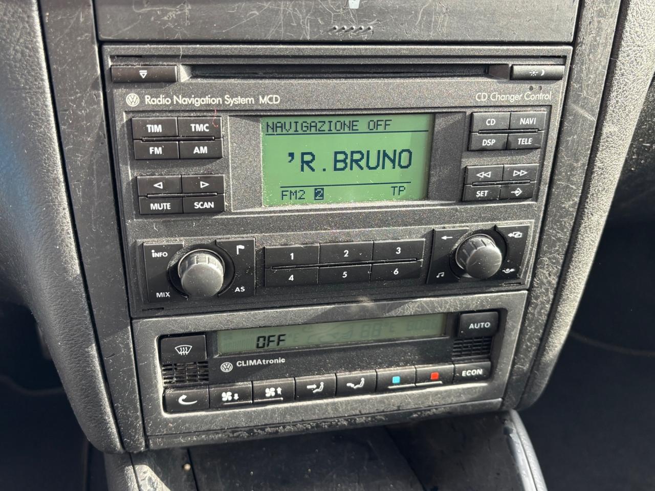 Volkswagen Golf 1.6 5 porte Highline OK NEOPATENTATI