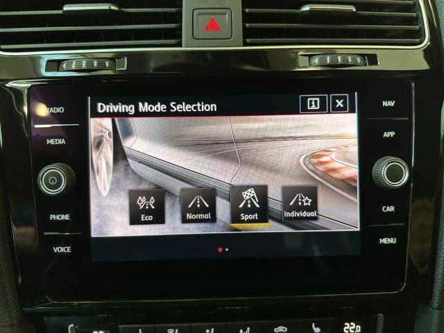 VOLKSWAGEN Golf GTI Performance 2.0 DSG -19"-Camera-DYnaudio-Keyless