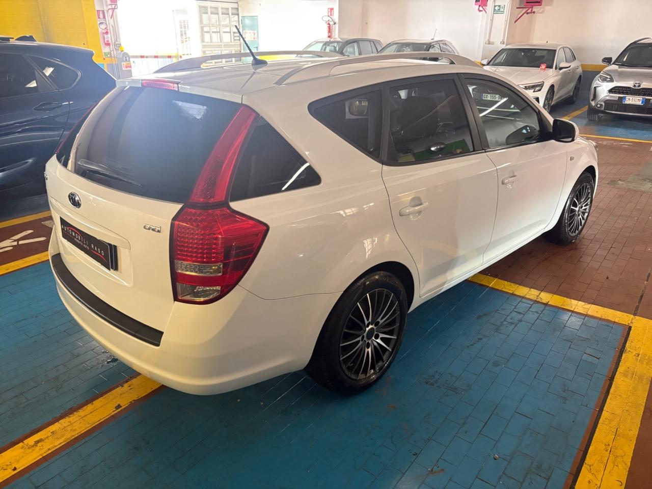 Kia Ceed cee'd Sp. Wag. 1.6 CRDi VGT 90CV LX NO GARANZIA...!!!!!