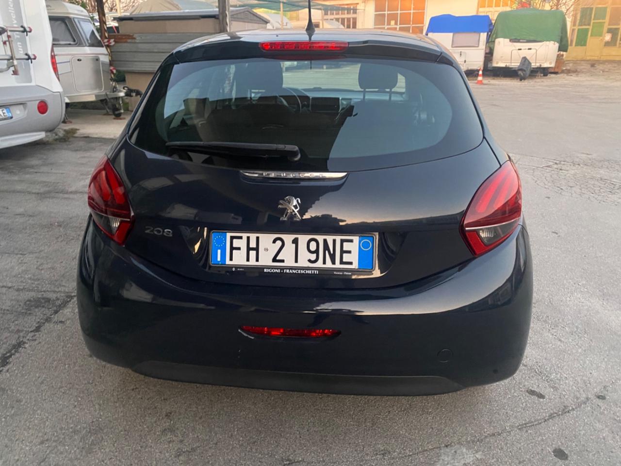 Peugeot 208 BlueHDi 120 S&S 5 porte Allure