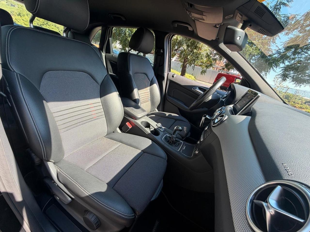 Mercedes-benz B 180 d Sport FULL OPTIONAL