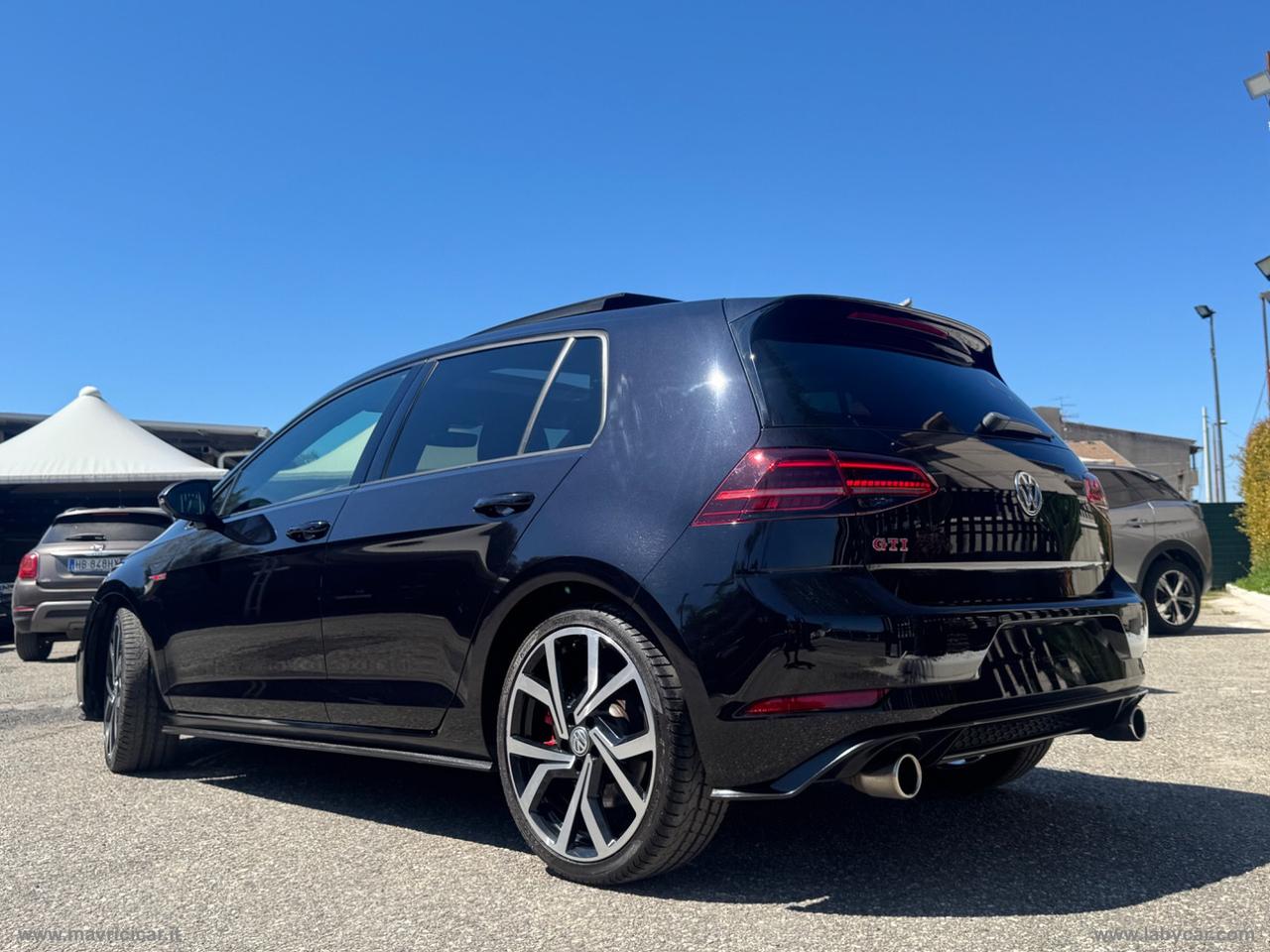VOLKSWAGEN Golf GTI Perf. 2.0 245CV TSI DSG 5p. BMT