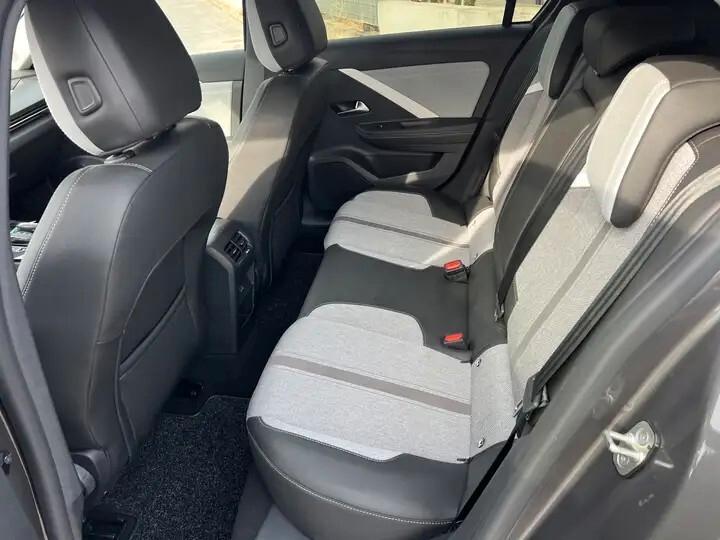 Opel Astra 1.5 Turbo Diesel 130 CV AT8 Business Elegance