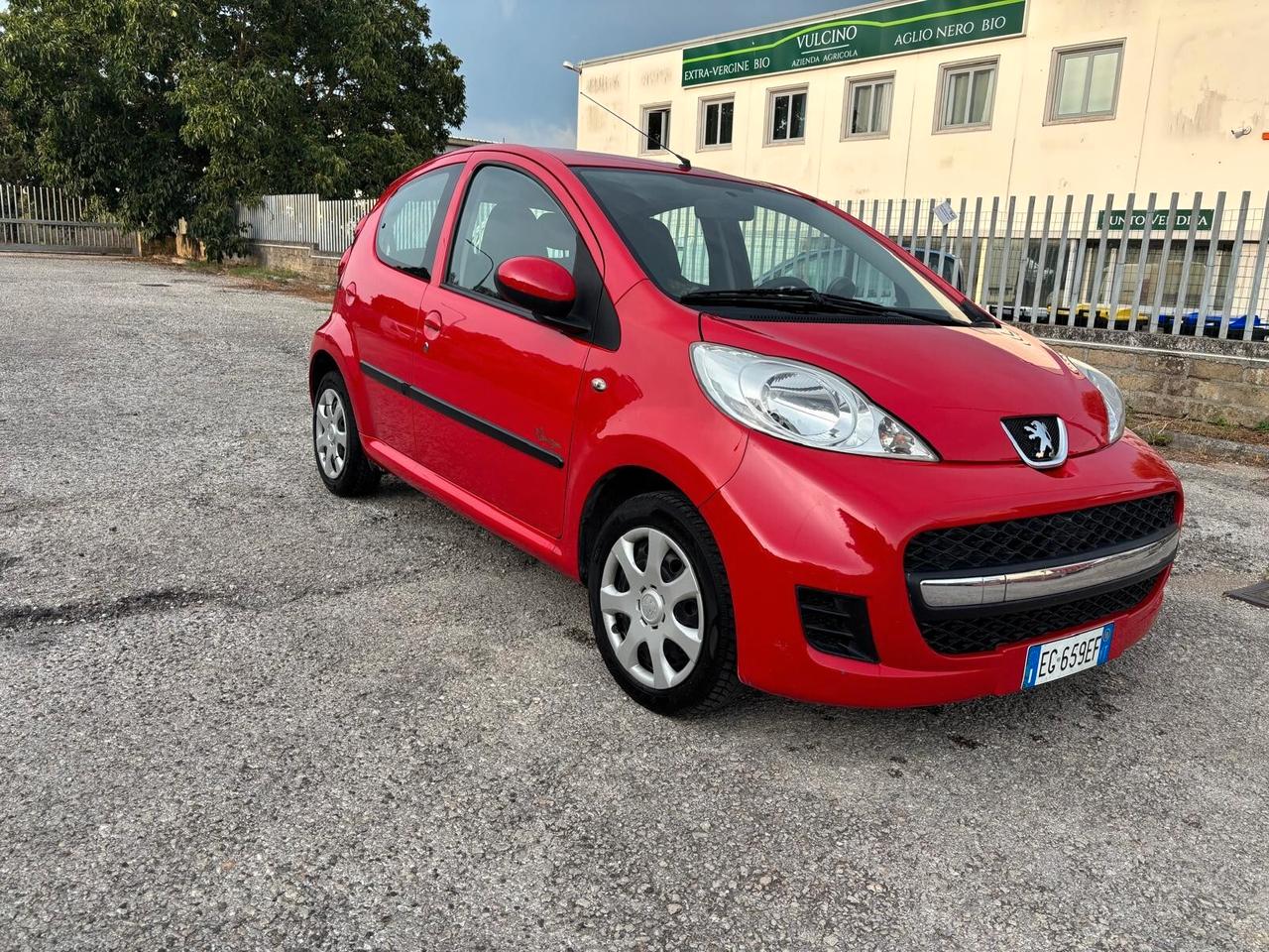 Peugeot 107 1.0 68CV 5p. Sweet Years