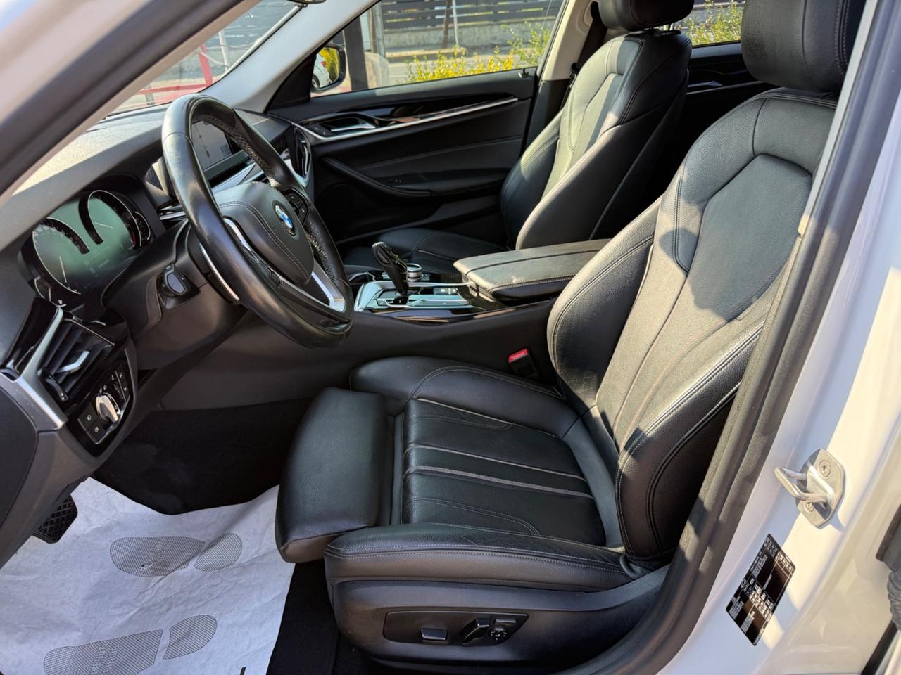 Bmw 520d Sport BERLINA .BIANCO PERLA