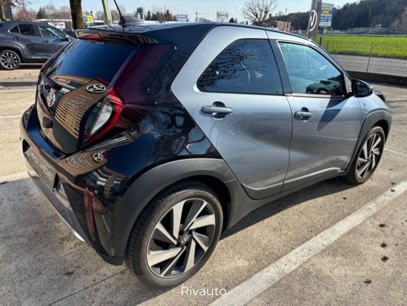 Toyota Aygo X 1.0B (72 CV) Lounge S-CVT