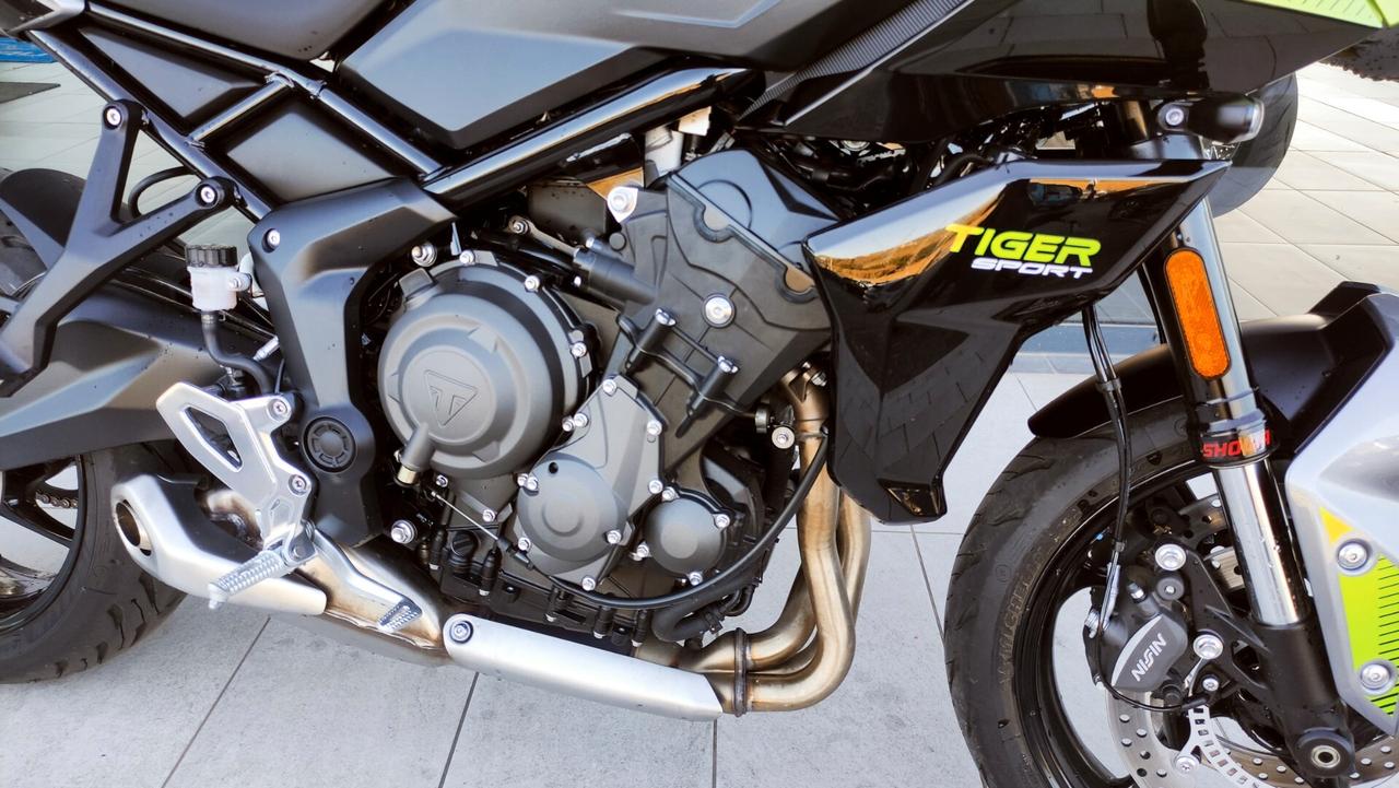 NUOVA TIGER SPORT 660 AZIENDALE