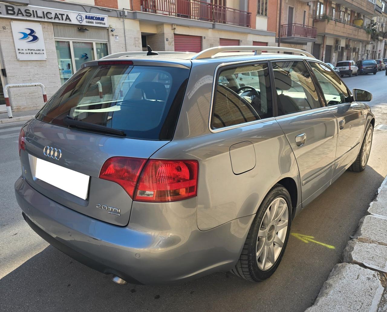 Audi A4 2.0 TDI 140 cv Avant quattro