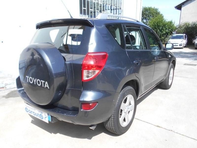 Toyota RAV4 RAV4 2.2 D-4D 136 CV Sol
