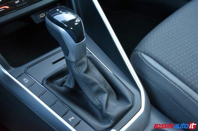 VOLKSWAGEN Polo 1.0 TSI 95 CV DSG LIFE + TECH PACK - 2XCLIMA - PDC