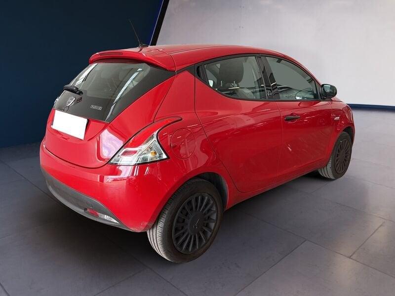 Lancia Ypsilon III 2015 1.0 firefly hybrid Silver s&s 70cv