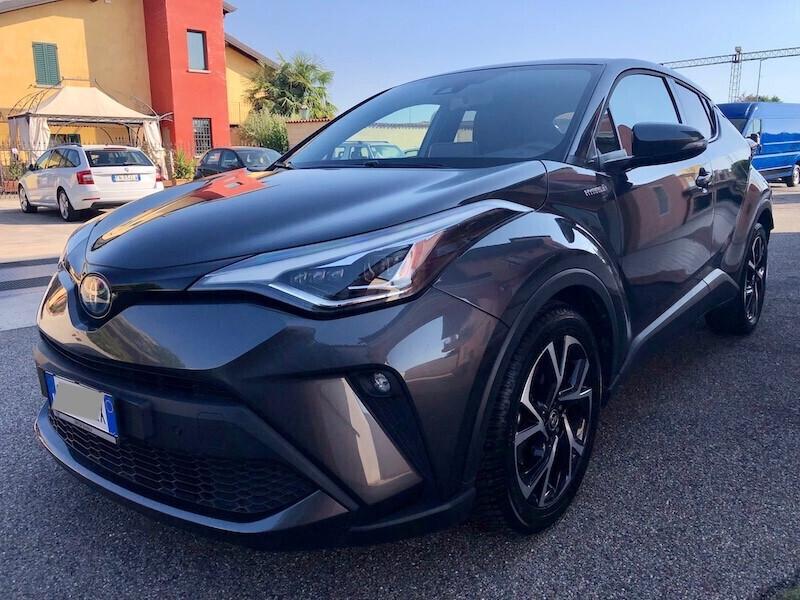 Toyota C-HR 1.8 Hybrid E-CVT Trend 20500 KM