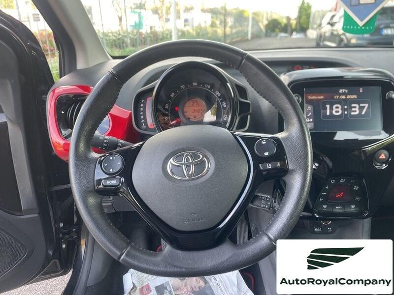 Toyota Aygo Connect 1.0 VVT-i 72 CV 5 porte x-clusiv