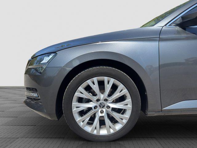 SKODA Superb Superb 2.0 TDI EVO SCR Wagon Style DSG
