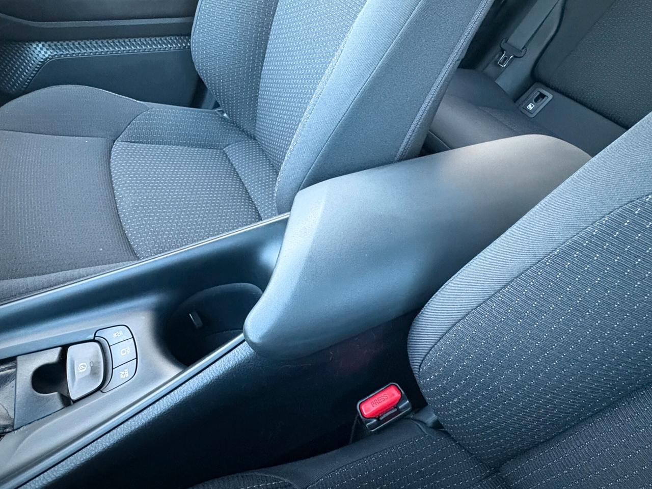 Toyota C-HR 1.8 Hybrid E-CVT Active