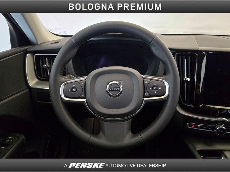 Volvo XC60 B5 (d) AWD automatico Core