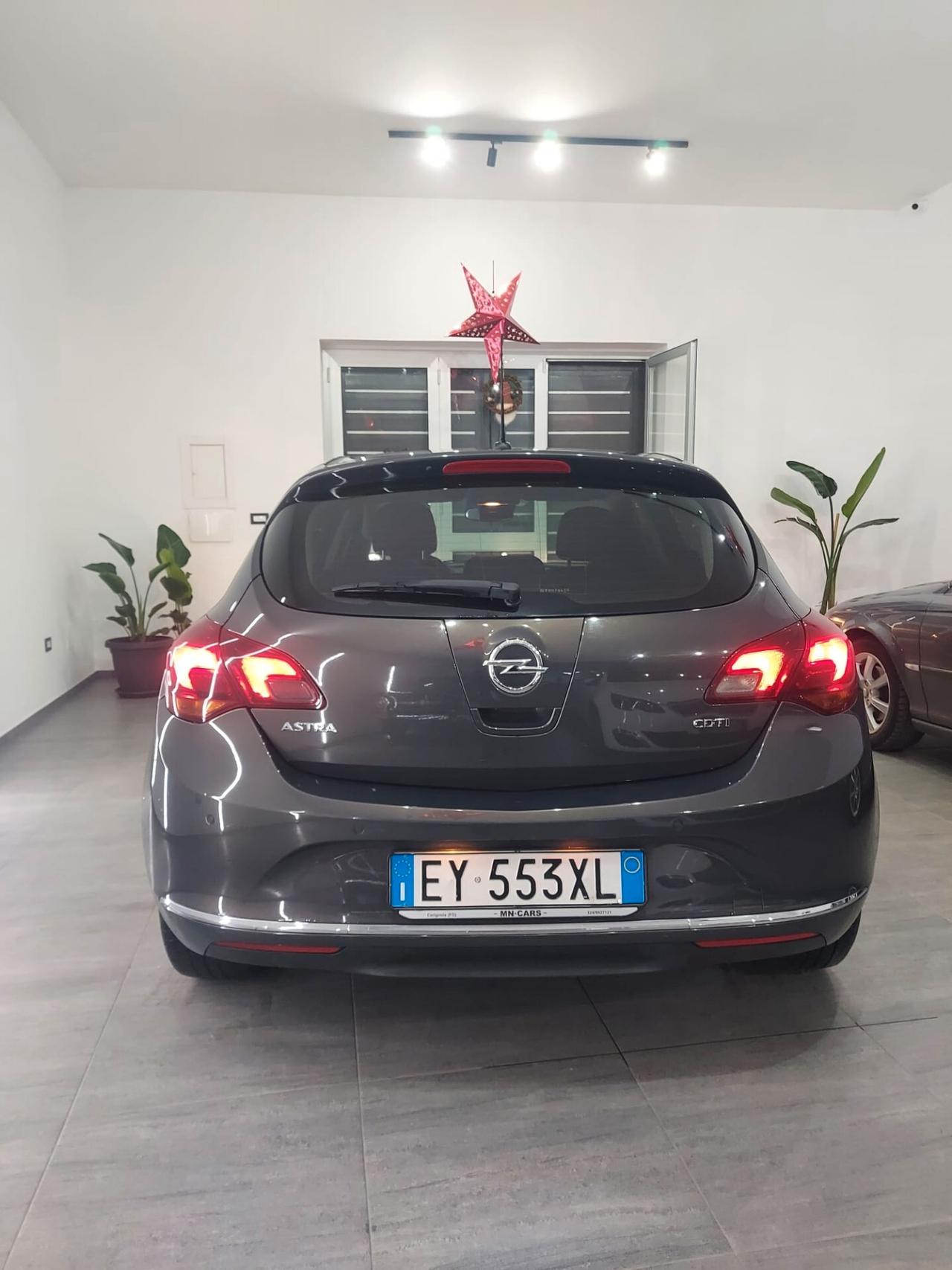 Opel Astra 1.6 CDTI EcoFLEX S&S Cosmo 2015