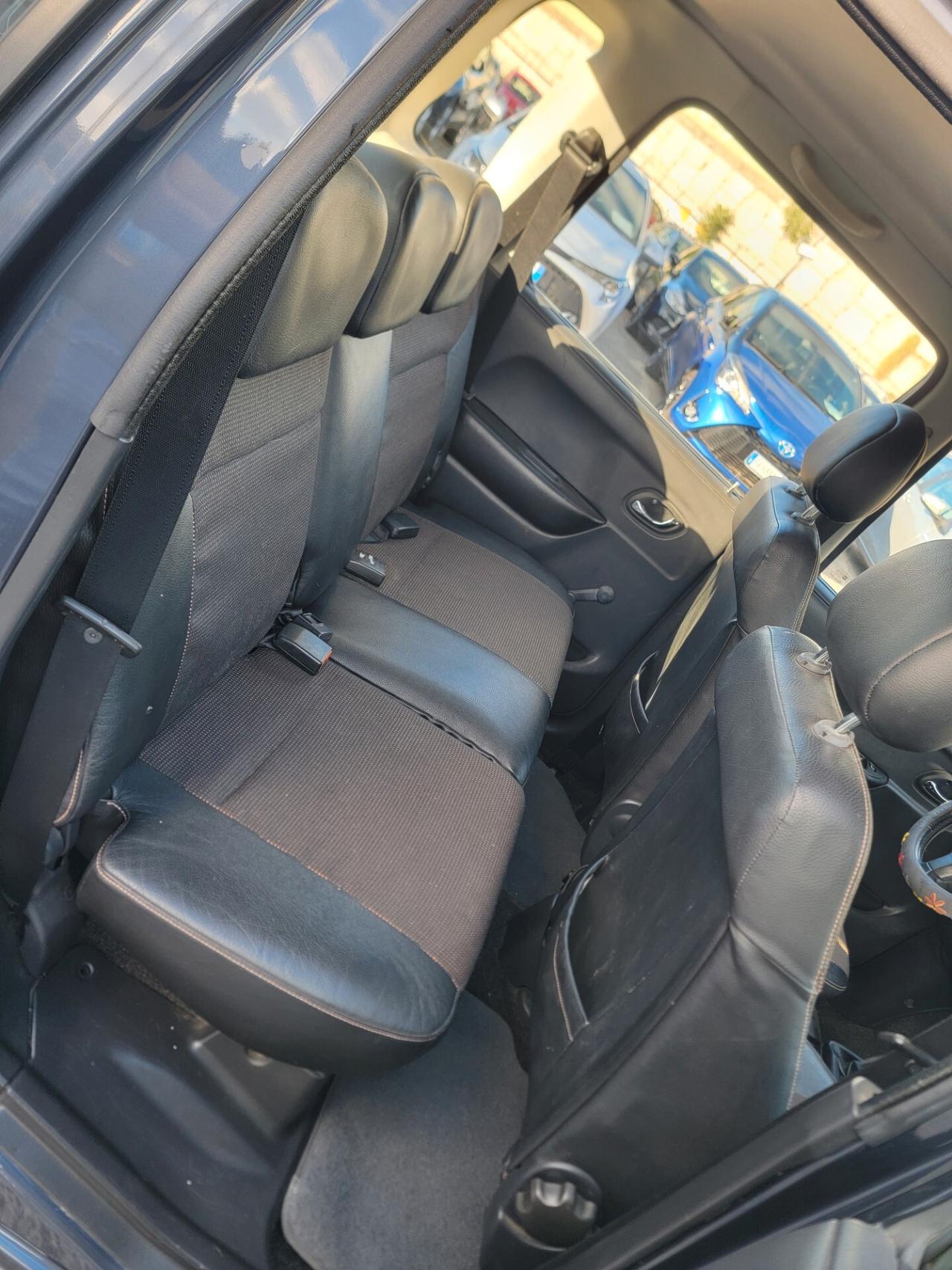 Opel Agila 1.2 16V frizione nuova garanzia 12 mesi