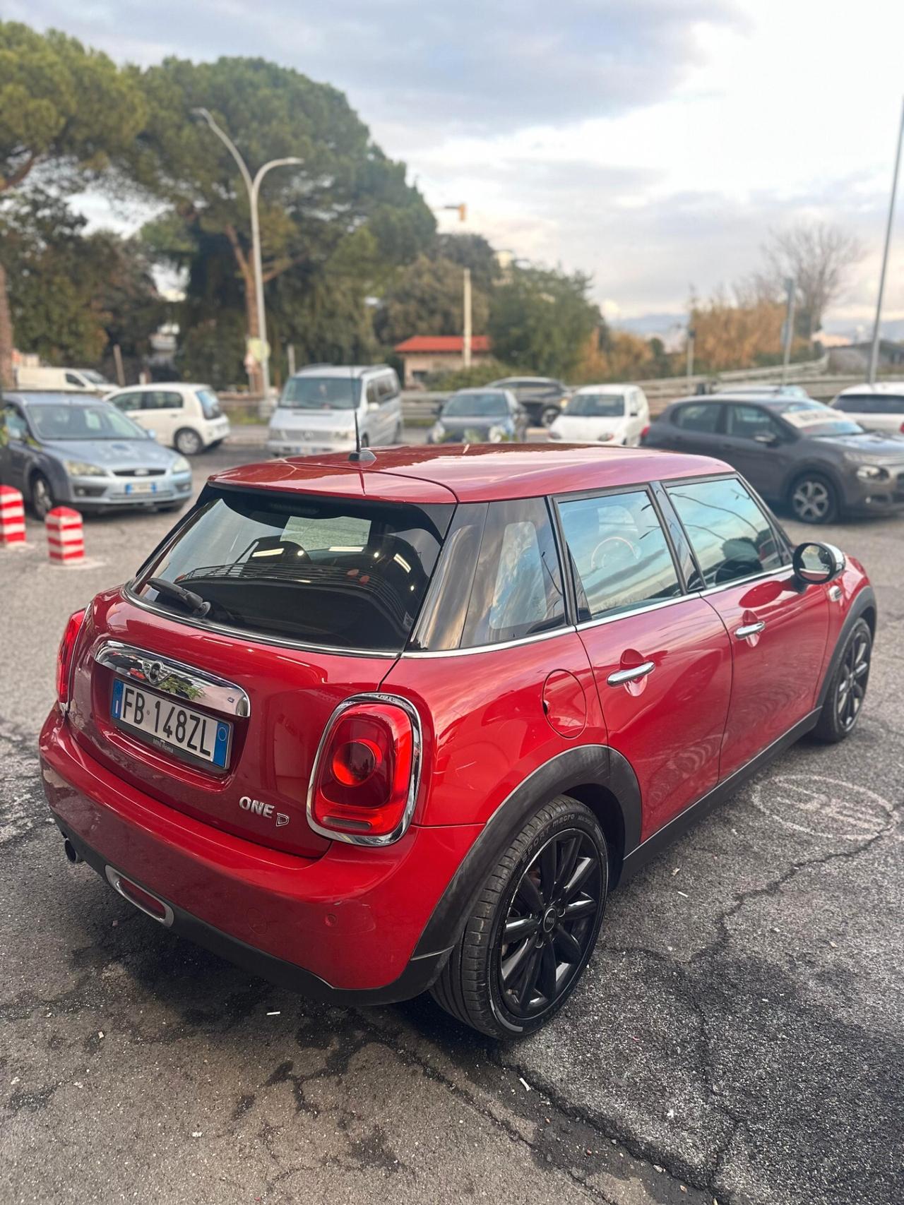 Mini 1.5 Cooper D 5 porte