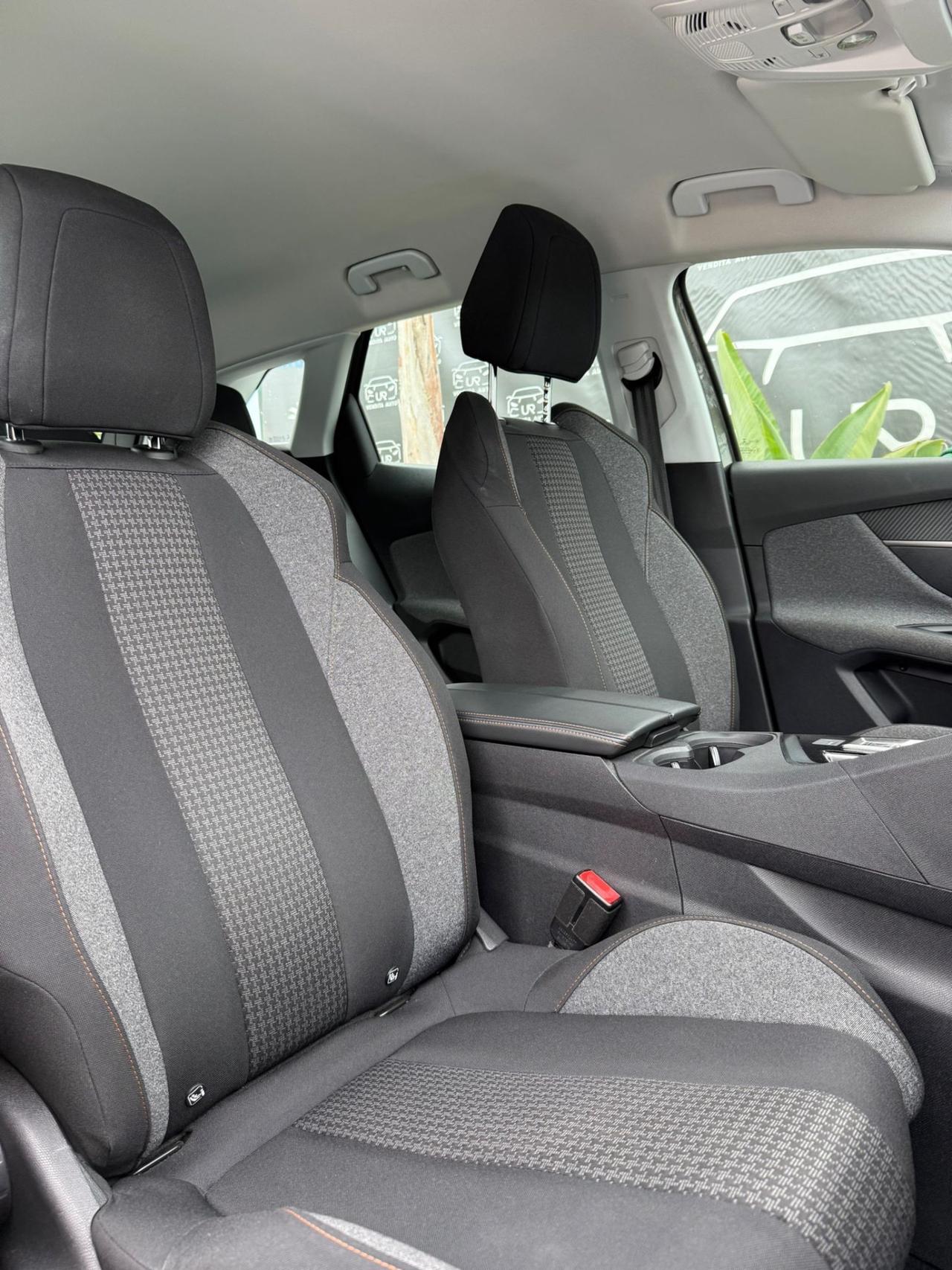Peugeot 3008 BlueHDi 130 S&S EAT8 Business