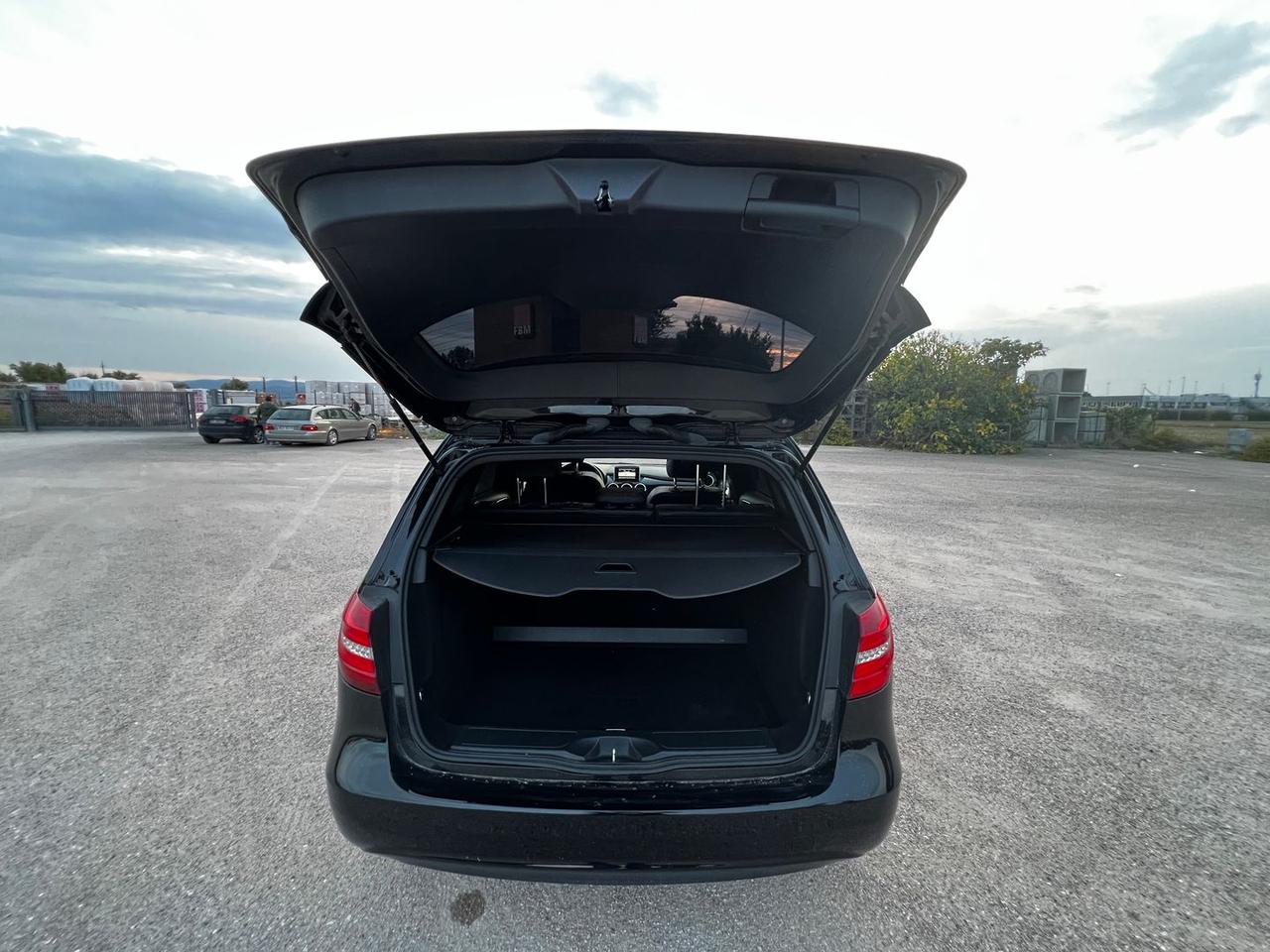 Mercedes-Benz B 200 Premium B #50910