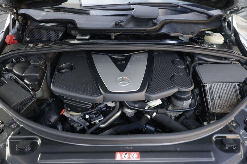 Mercedes-Benz Classe R R 320 CDI cat 4Matic Chrome 6 POSTI Tetto Unicoproprietario