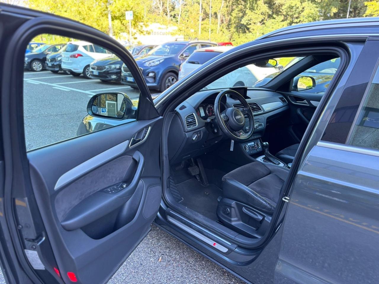 Audi Q3 2.0 TDI quattro S-Line *AUTO*