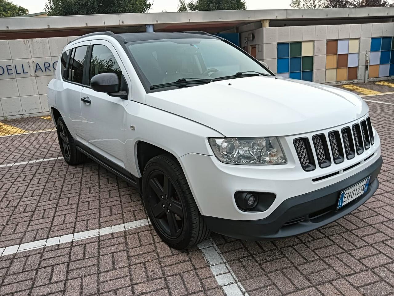 JEEP COMPASS LIMITED 4X4 ..CELL 320 147 1147 WUATSAPP 3276540940