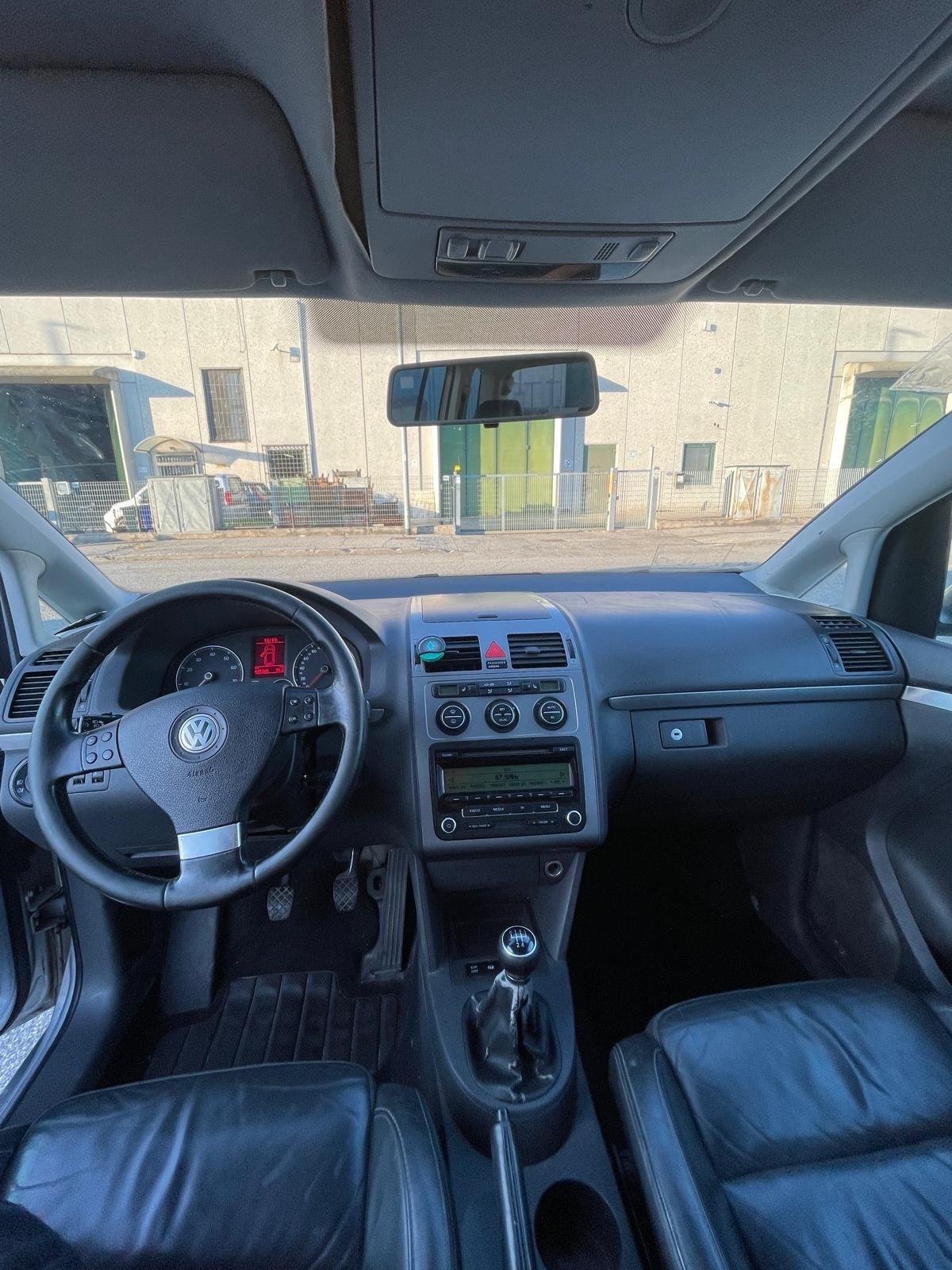 Volkswagen Touran 2.0 Highline Ecofuel