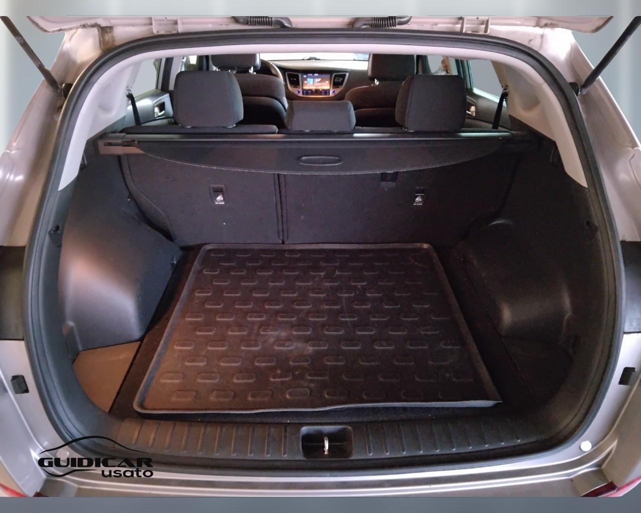 HYUNDAI Tucson II 2015 - Tucson 1.7 crdi Xpossible 2wd 115cv