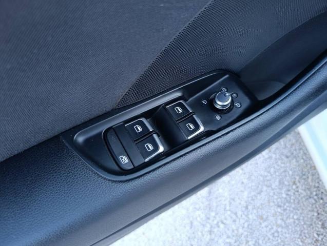 Audi A3 2.0 tdi Attraction 150cv s-tronic E6