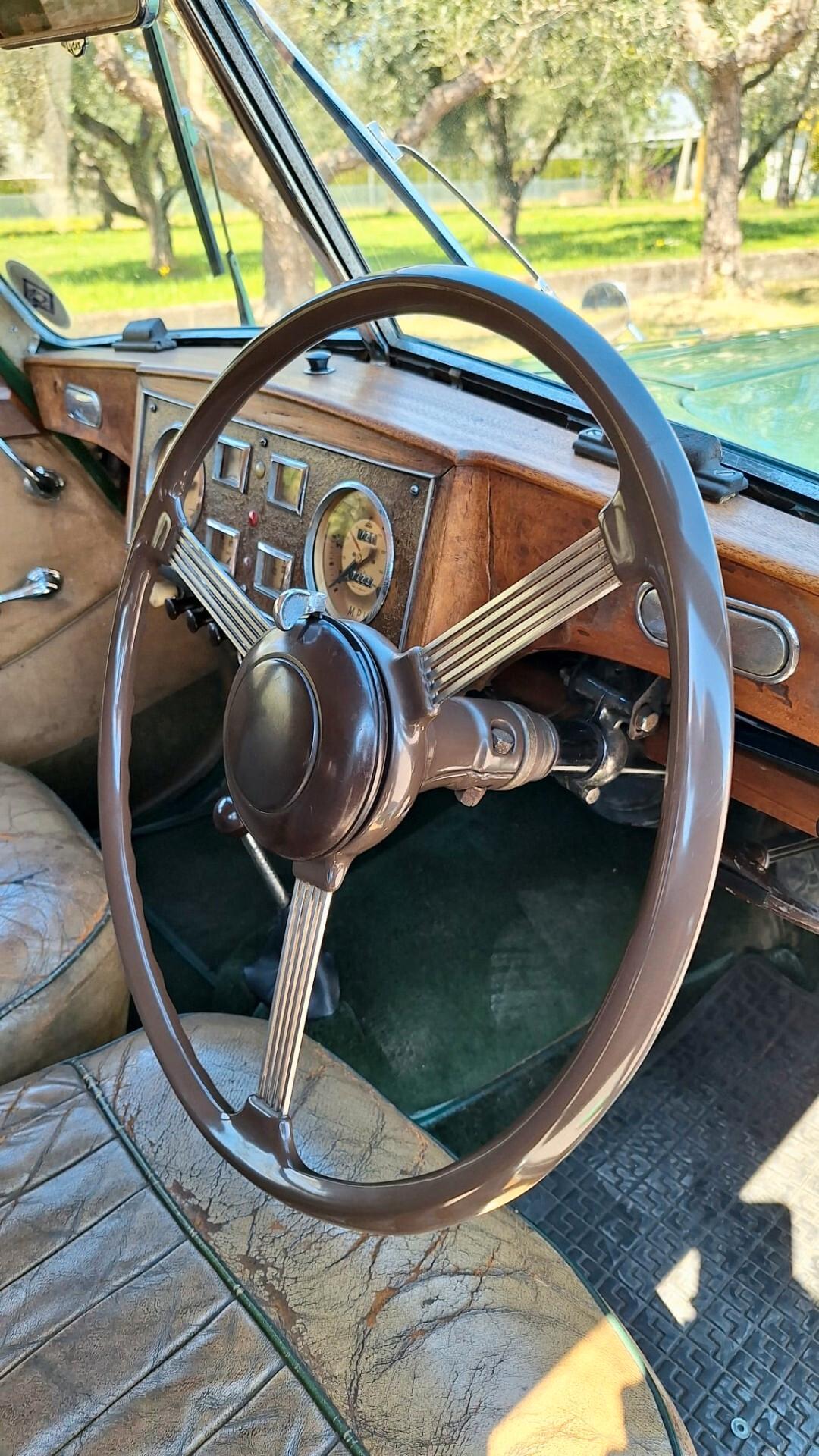 Riley Motors Saloon 2.5 Litre - Conservata - BELLISSIMA