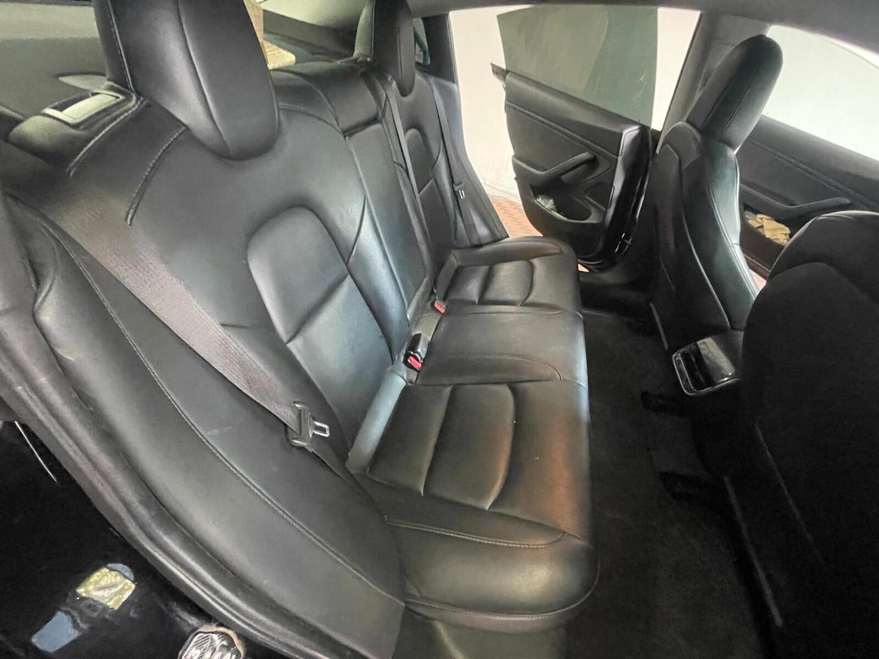 Tesla Model 3 Standard RWD Plus FSD