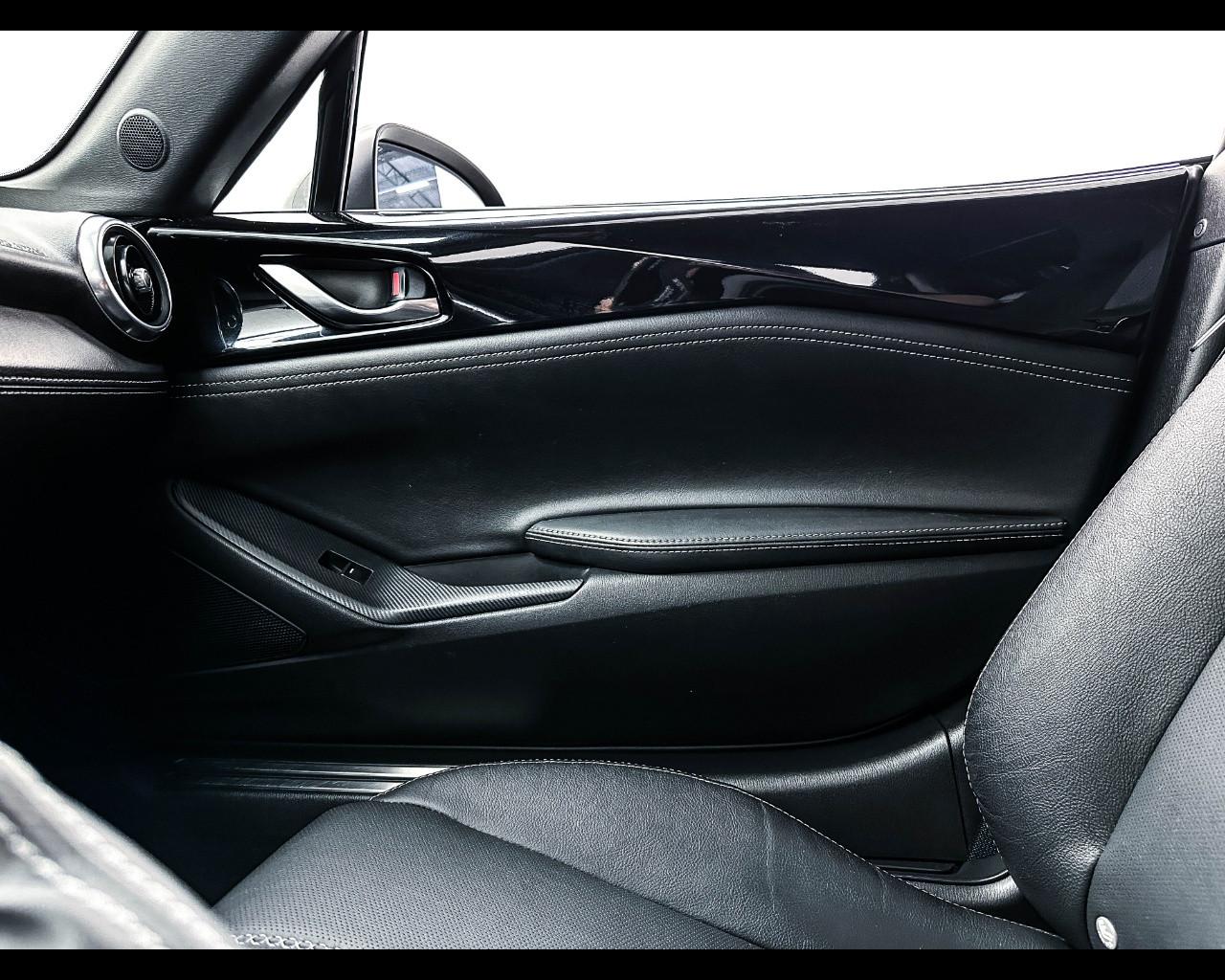 MAZDA MX-5 4ª serie - MX-5 2.0L Skyactiv-G RF Exclusive-Line