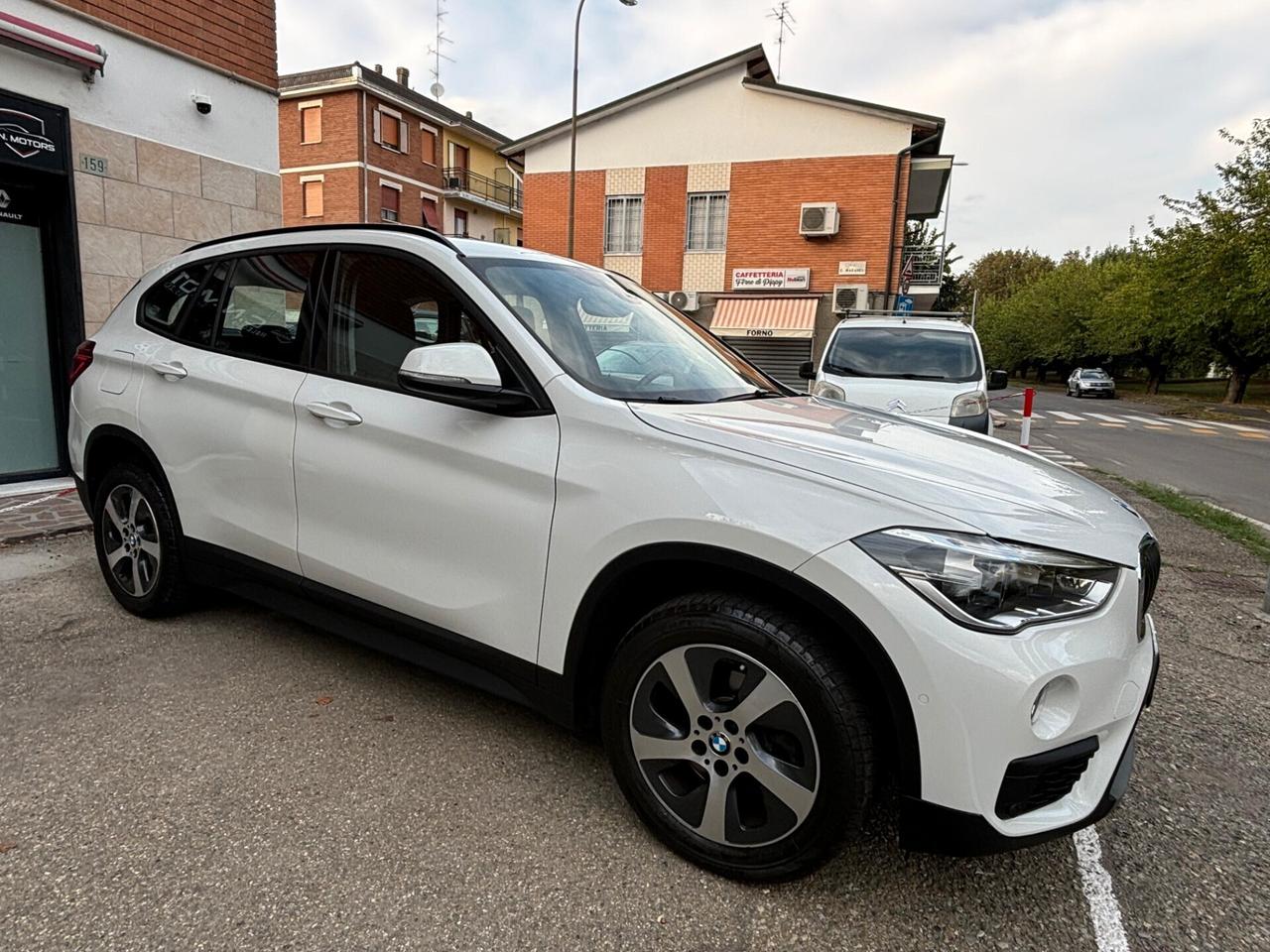 Bmw X1 sDrive18d Business auto My18