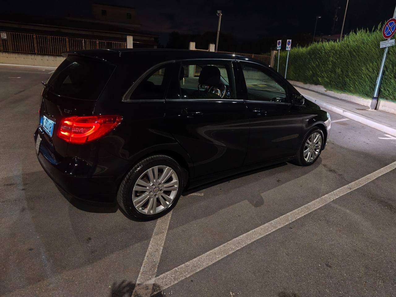 Mercedes-benz B 180 CDI BlueEFFICIENCY Executive