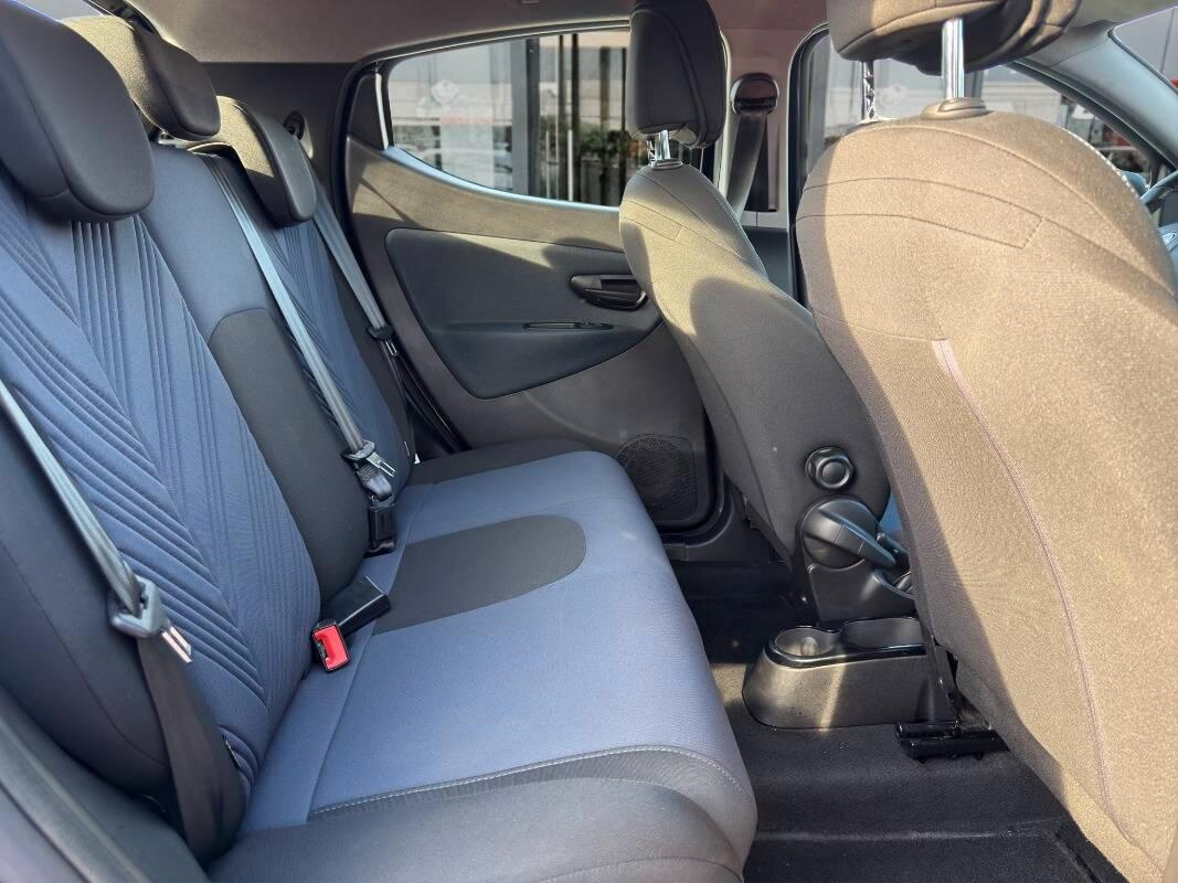 Lancia Ypsilon III 1.0 firefly hybrid Gold s&s 70cv Con CARPLAY