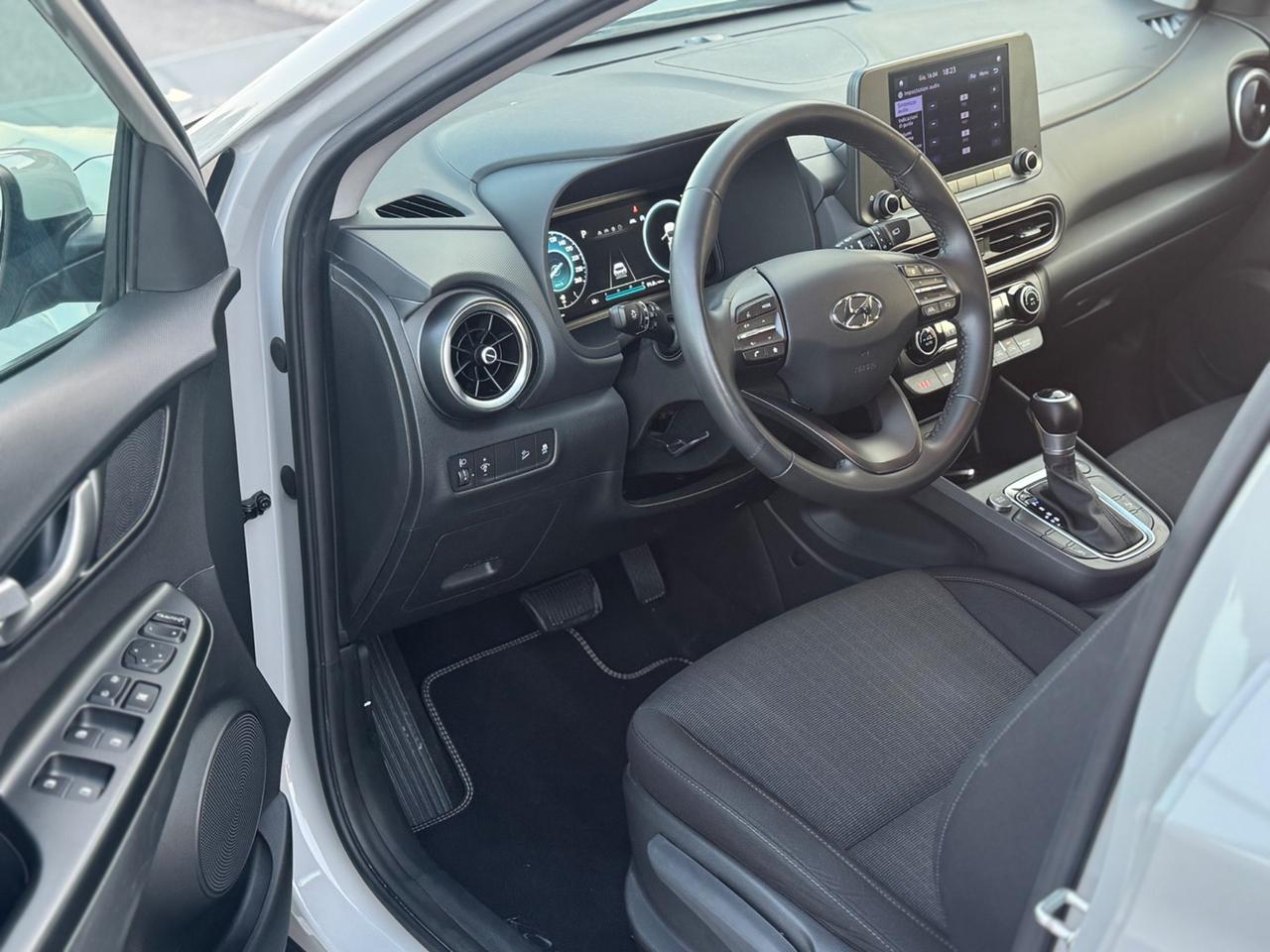 Hyundai Kona 1.6 CRDI 4WD Hybrid 48V DCT XLine