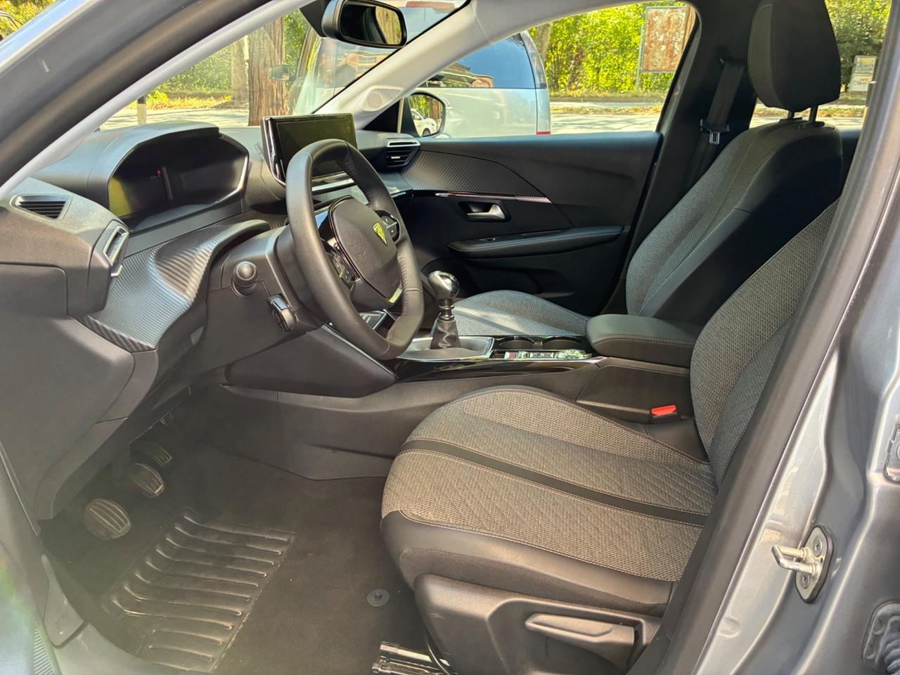 Peugeot 208 PureTech 100 Stop&Start 5 porte Allure