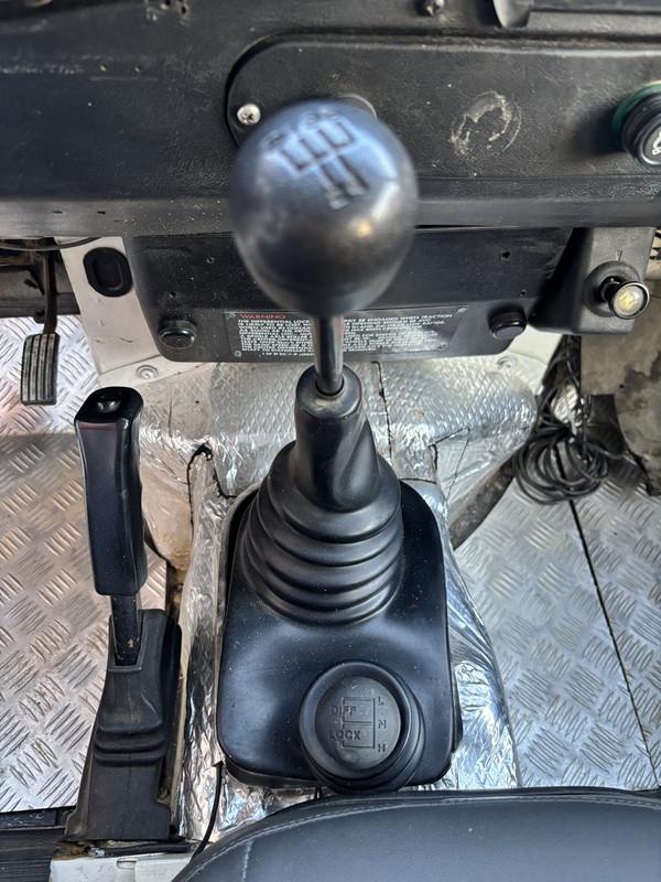 Land Rover 90 Defender 90 2.5 td Defender Turbo Autocarro