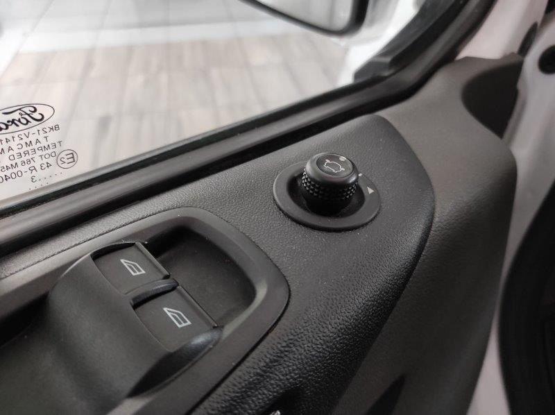 Ford Transit Custom 1ª s 320 2.0 EcoBlue 130 PC Furgone Titanium